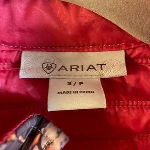 Ariat camo vest